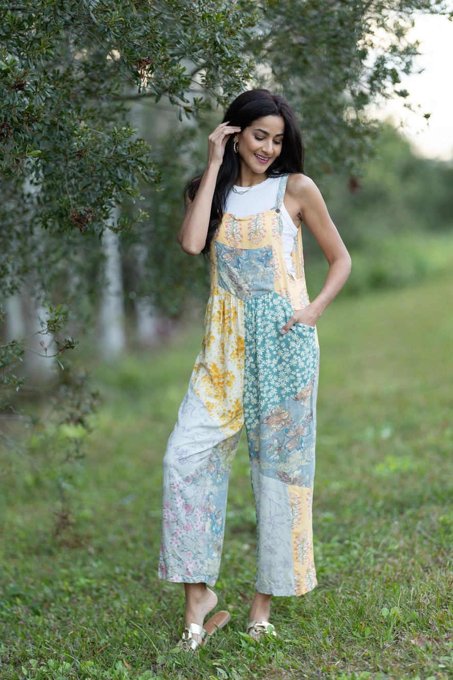 🌼Floral Patchwork Overalls🌼