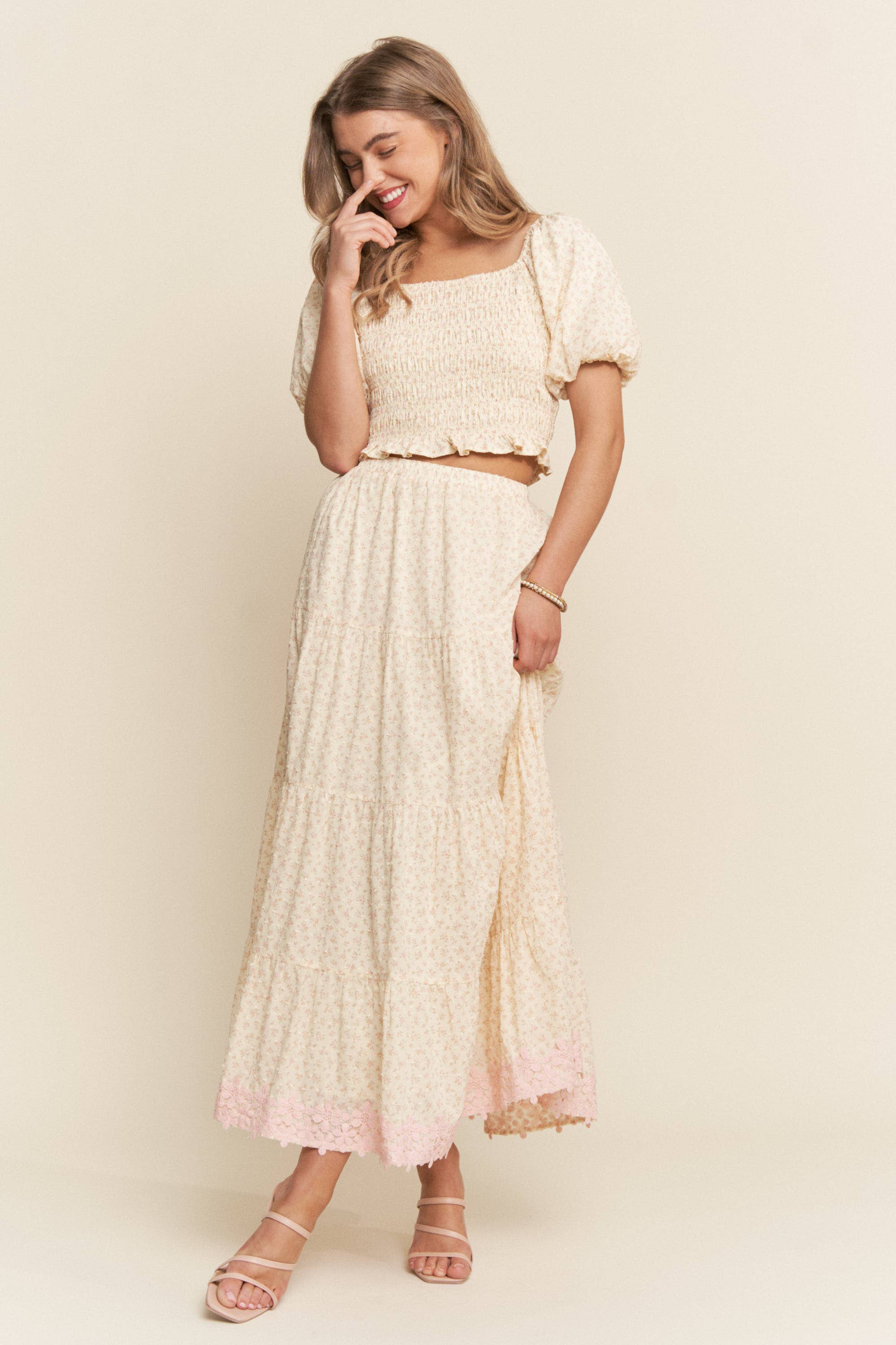 🌸 Cream & Pink Floral Smocked Maxi Skirt Set 🌸