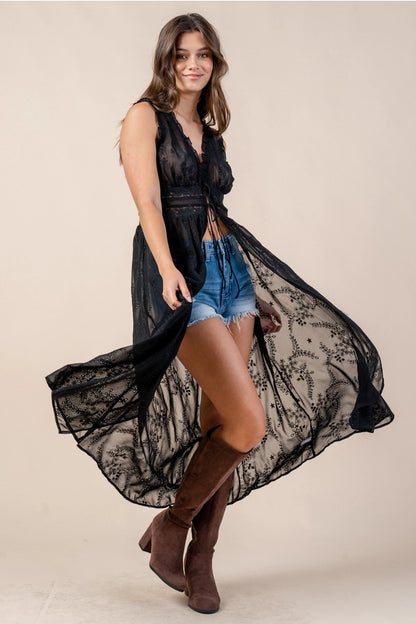 🖤 Embroidered Chiffon Duster Top 🖤