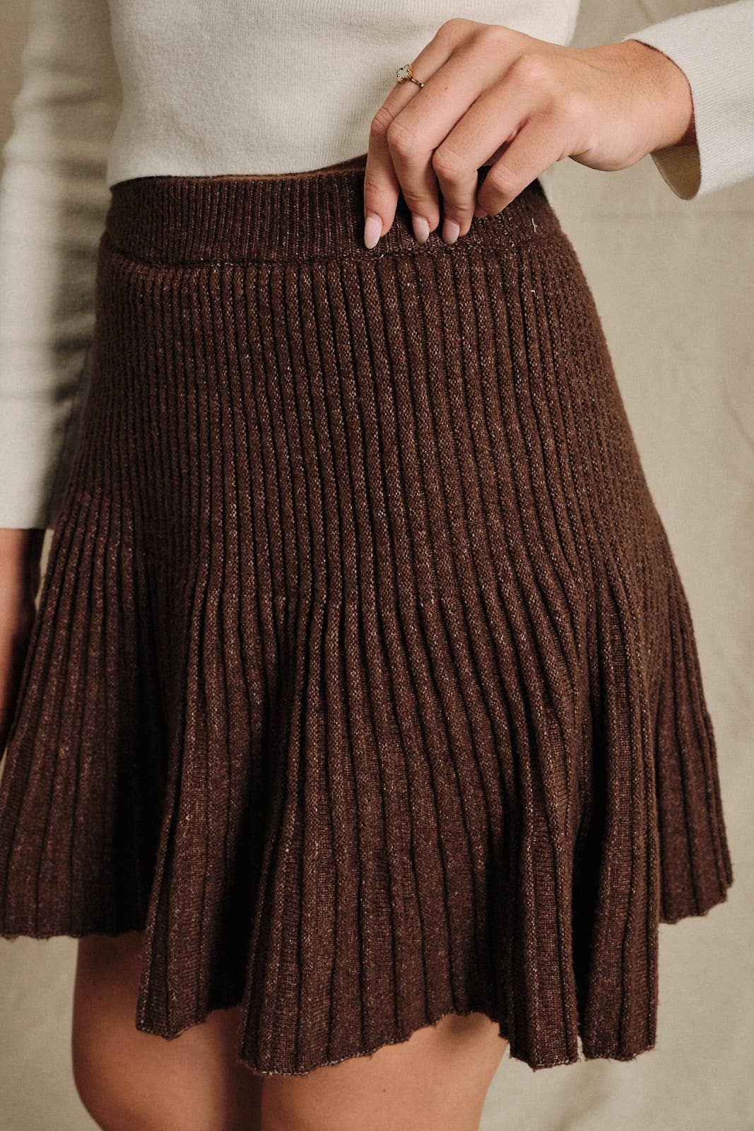 Chloe High-Waist Ribbed Flounce Skirt