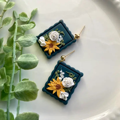Sunflower Scene Dangle