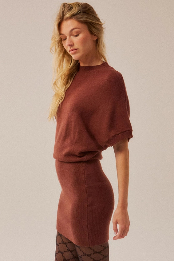 Contrast Ribbed Knit Kimono-Sleeve Mini Dress