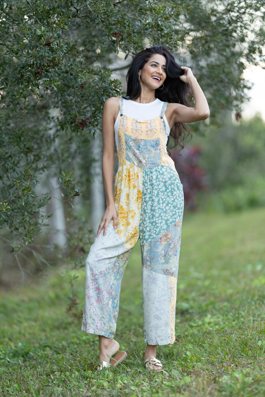 🌼Floral Patchwork Overalls🌼