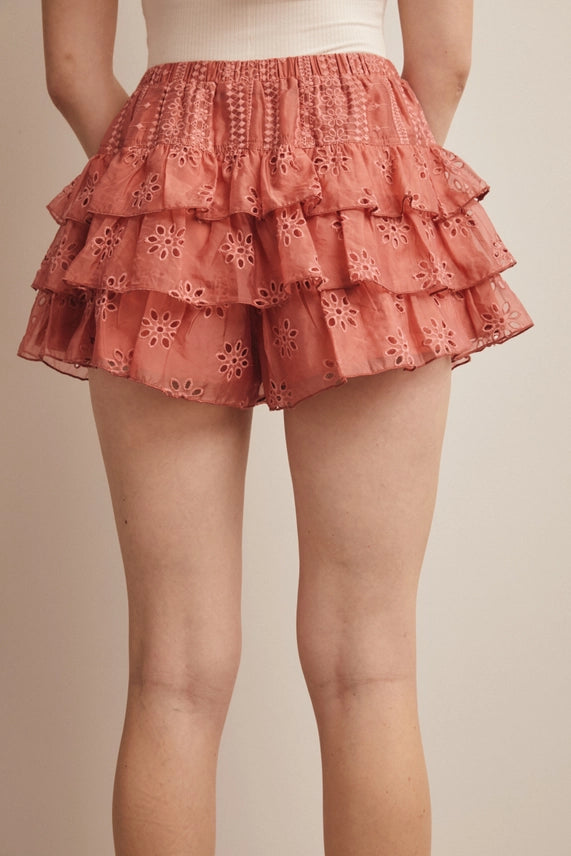 ✨ Eyelet Ruffle Tiered Shorts- Rosewood ✨