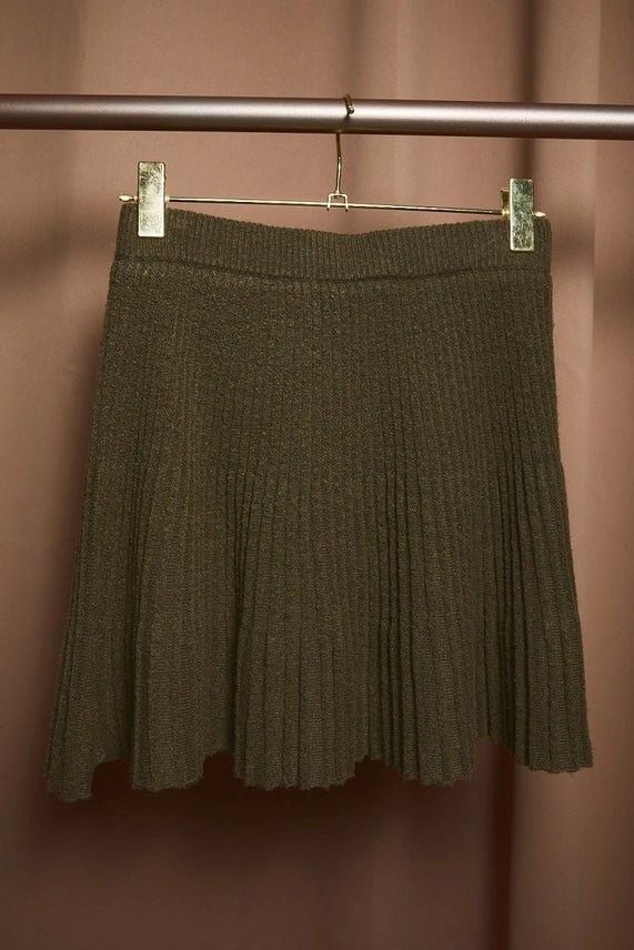 Chloe High-Waist Ribbed Flounce Skirt-Olive