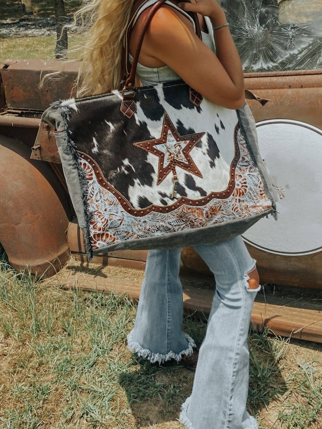 Star Western Cowhide Travel, Overnight Myra Weekender Bag