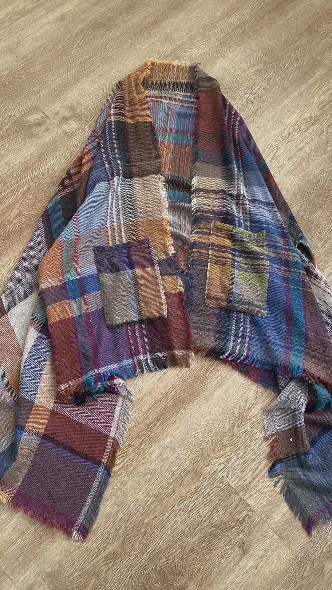 Multicolor Plaid Pocket Ruana