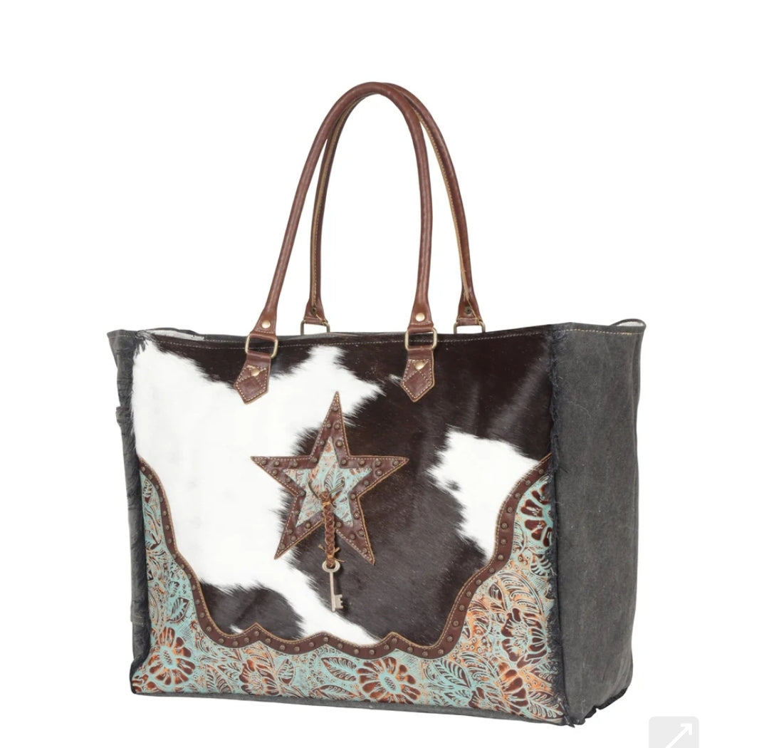 Star Western Cowhide Travel, Overnight Myra Weekender Bag