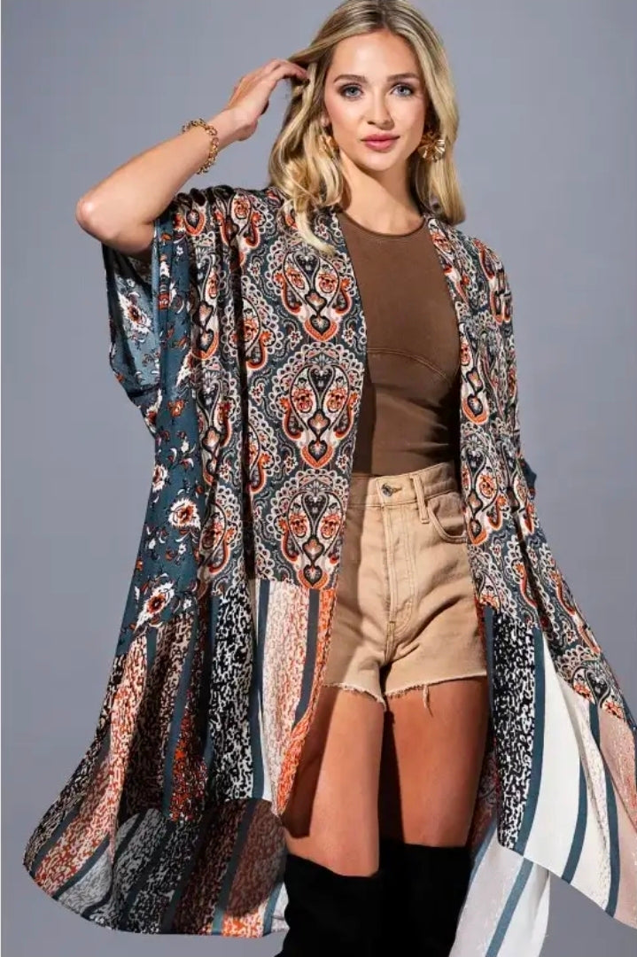 ✨ Vintage Paisley Kimono ✨